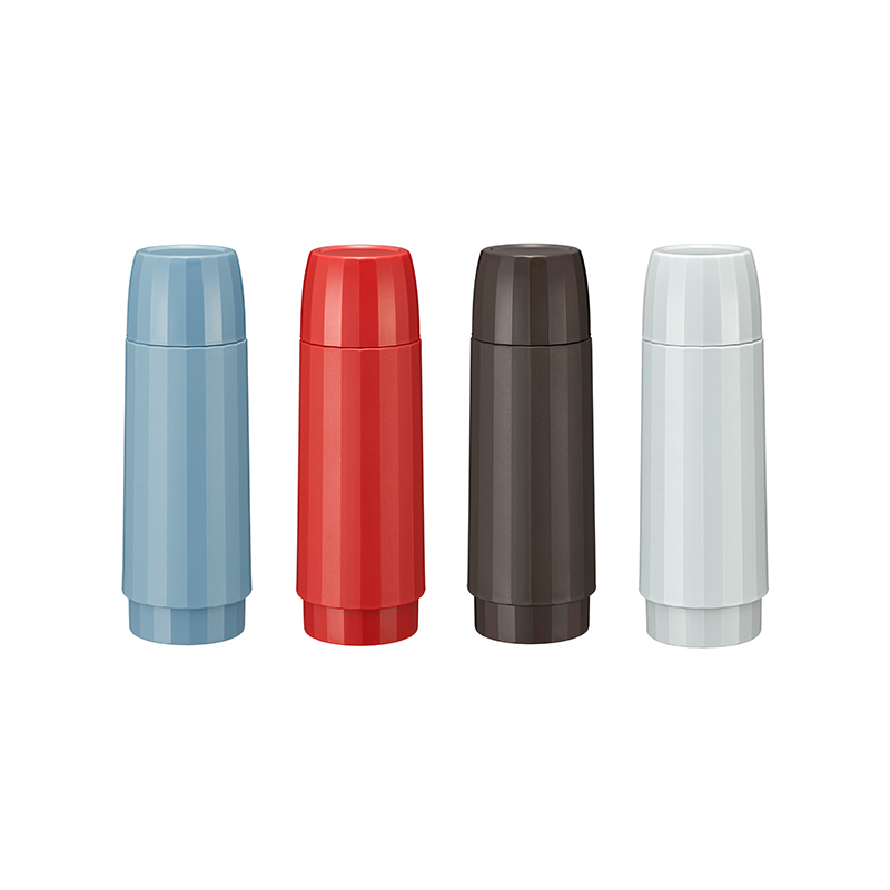 Double wall vacuum insulated water bottle Double wall vacuum insulated water bottle